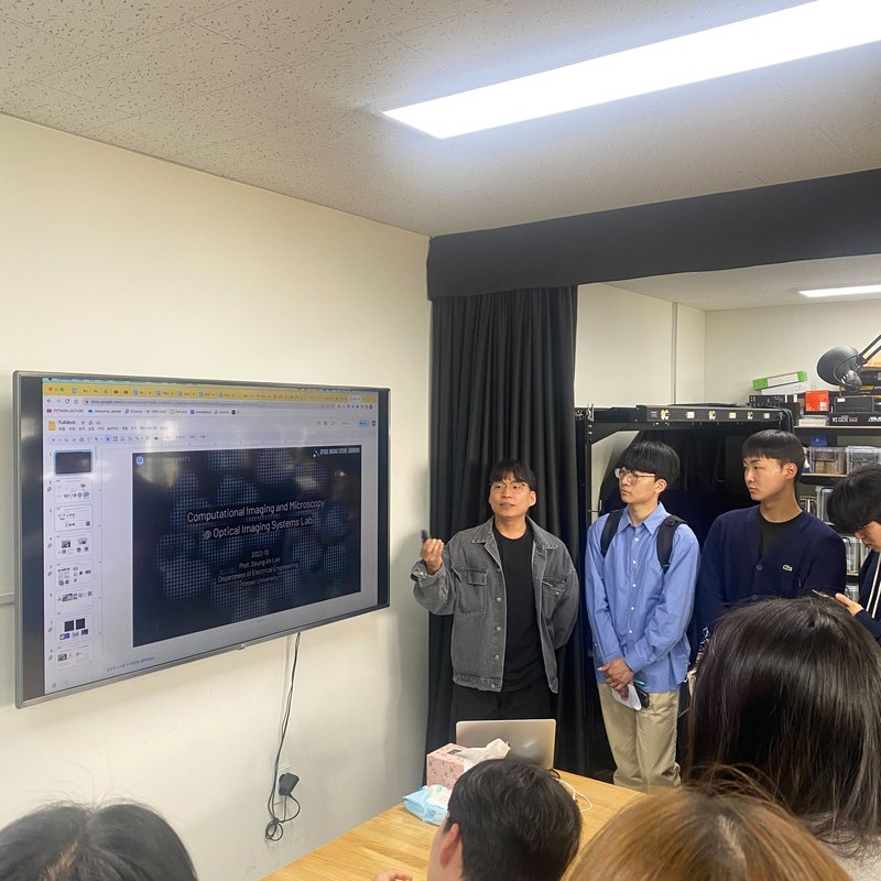 Open lab for visiting students