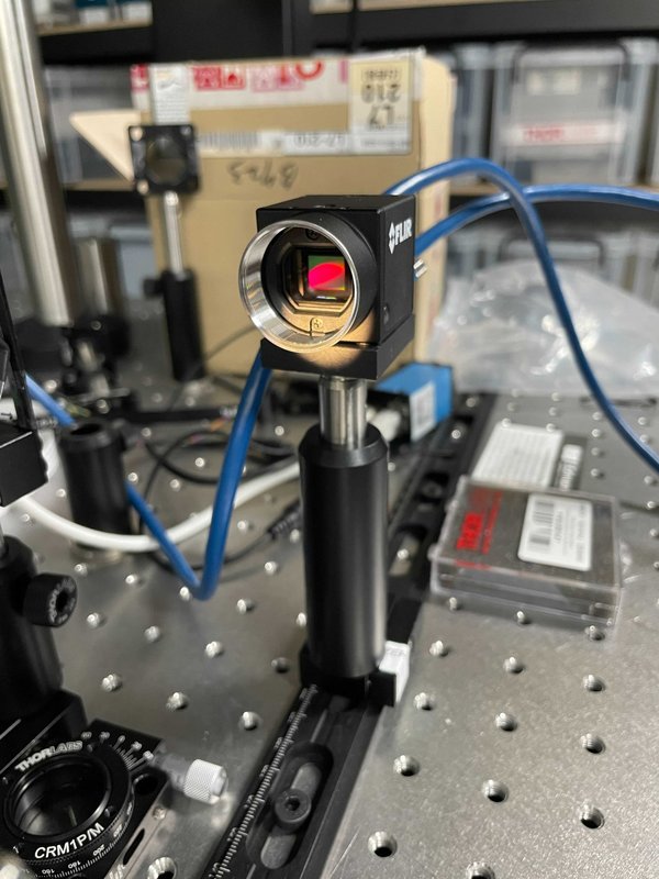 Polarization camera on the optical table